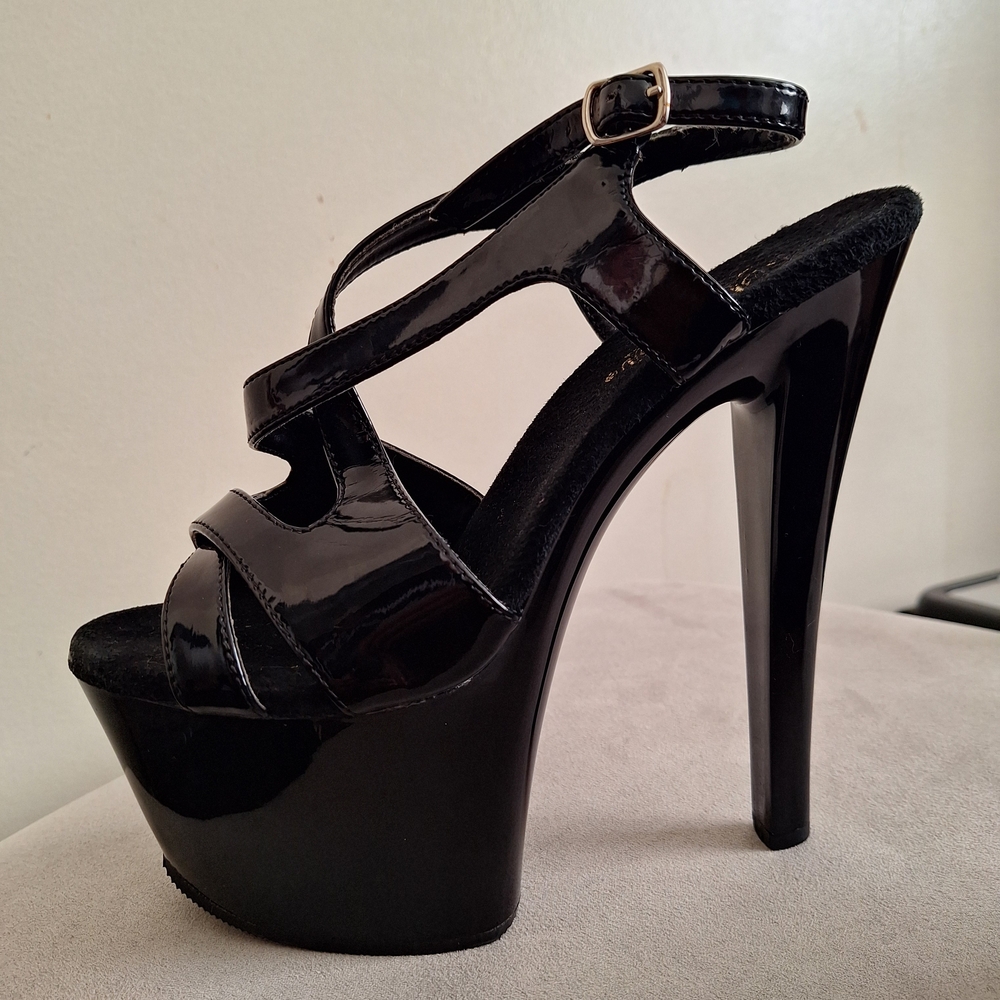 Pleaser Glossy Black Platform Heels
